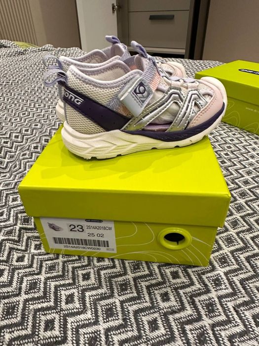 Сандалии для девочки