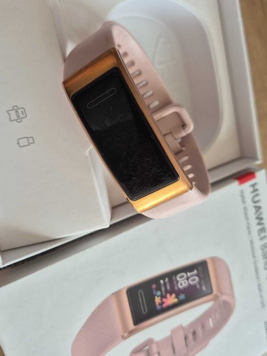 Смарт гривна Huawei Band 4 Pro