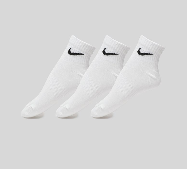 Șosete Nike mid albe și negre