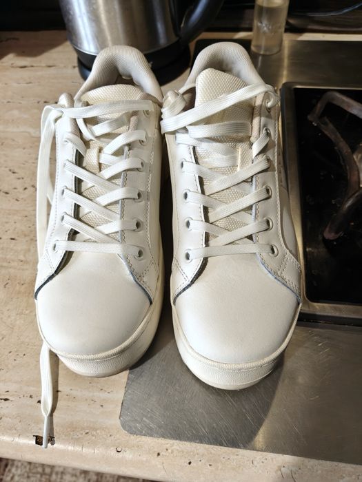 Сникърси Tommy Hilfiger номер 37