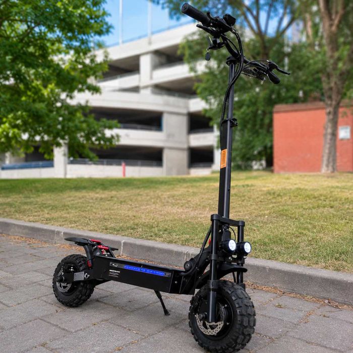 Bicicleta scuter electric ,BATERII Lithium KM AUTONOMIE Buna  ! DUAL MOTORS SUPER TANK
