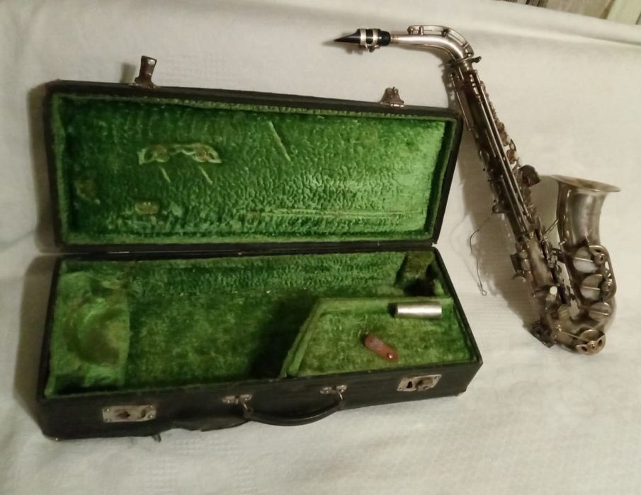 Саксофон Amati Craslice Deluxe Classic