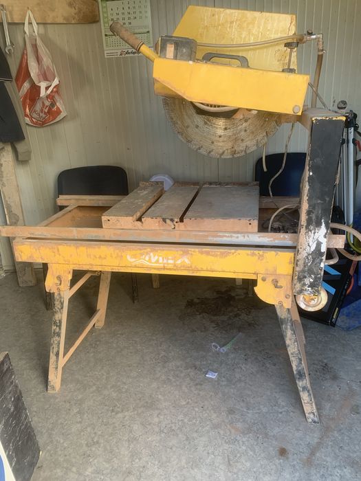 Машина за рязане на тухли CIMEX MS 450