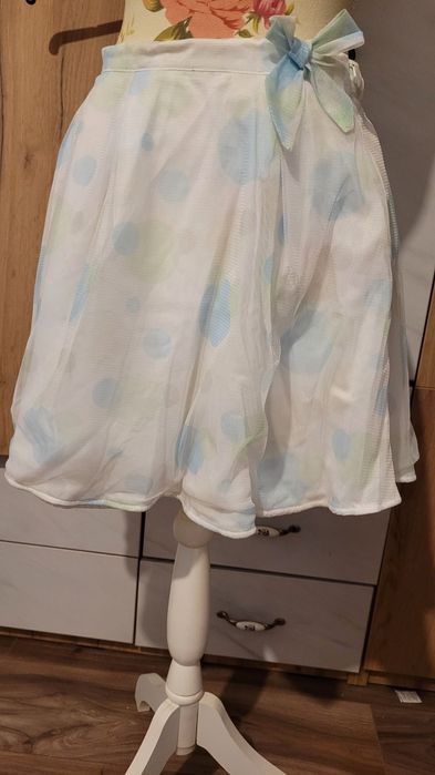 Fusta damă elegantă