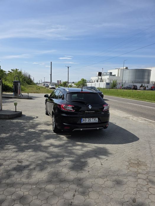 Proprietar vand renault megane 3 1.2 132 cp 2015