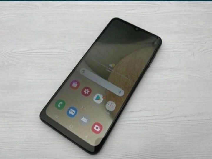 Samsung A12 4/64gb продаётся
