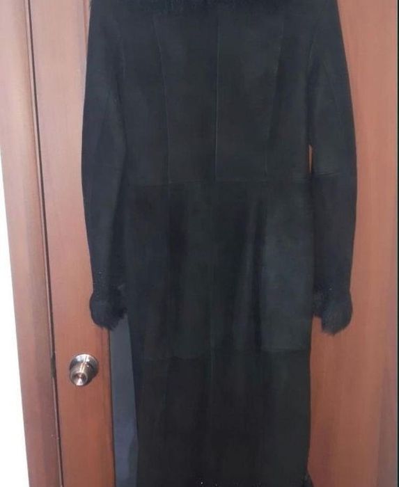 Продам женскую дубленку