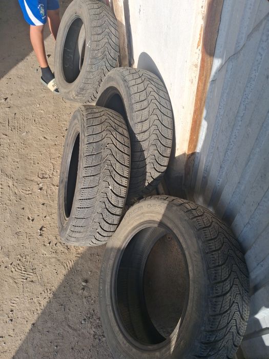 Автошина 195×60R15