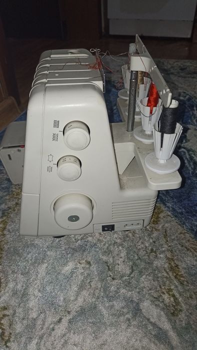 Срочно продам оверлок