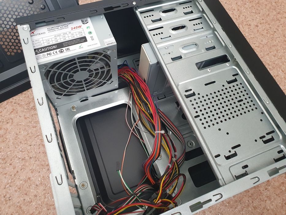 Корпус для ПК с блоком питания