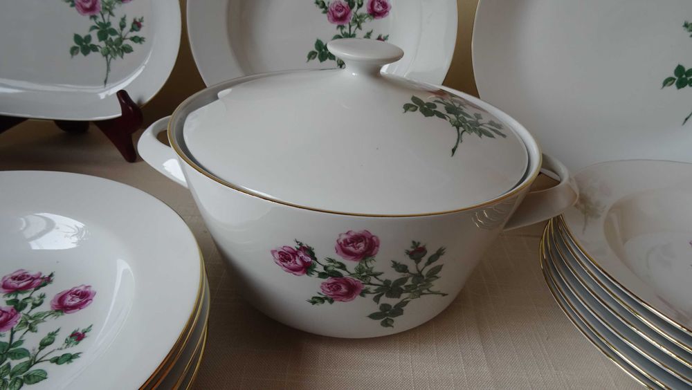 Сервиз за хранене, Kahla GDR 1968 - 1987 г порцелан от - 17части