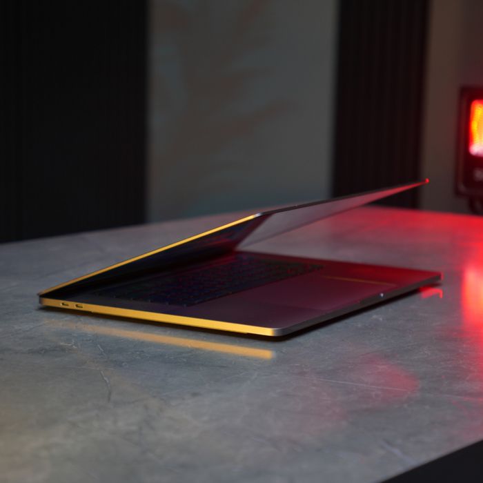 MacBook Pro 16  2019