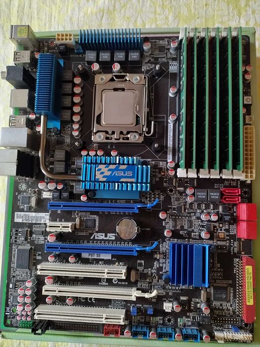 Продавам дънна платка ASUS P6T SE X58 LGA1366