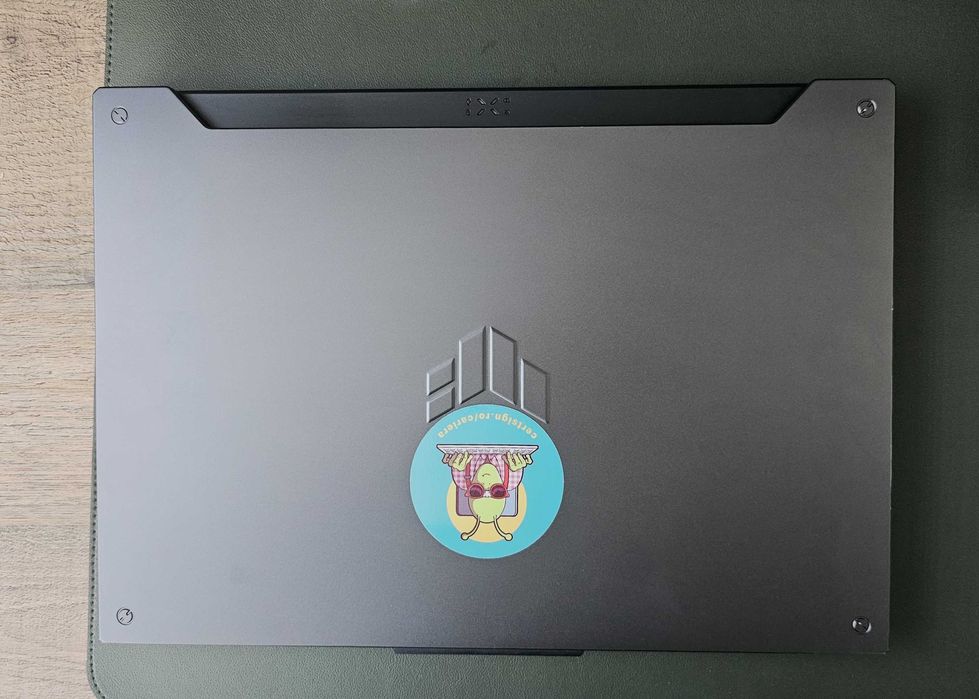 Laptop Gaming ASUS TUF A15 - AMD Ryzen 7 6800HS, RTX 3050 4GB, 1TB