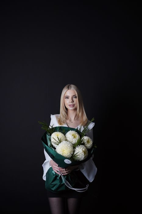 Продам цветы игрушки