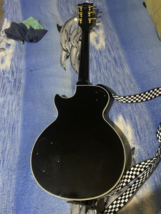 Продаю LesPaul custom