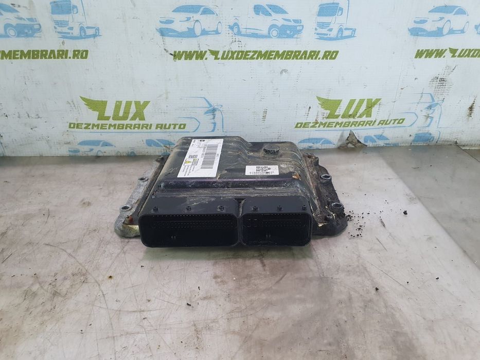 Calculator motor ecu 1.7 cdti a17dtj 55579443 Opel Astra J [2009 - 20