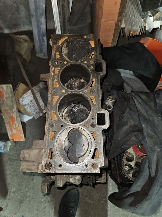 Гбц ваз..блок двигателя ваз .