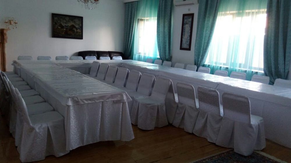 Аренда столы стулья