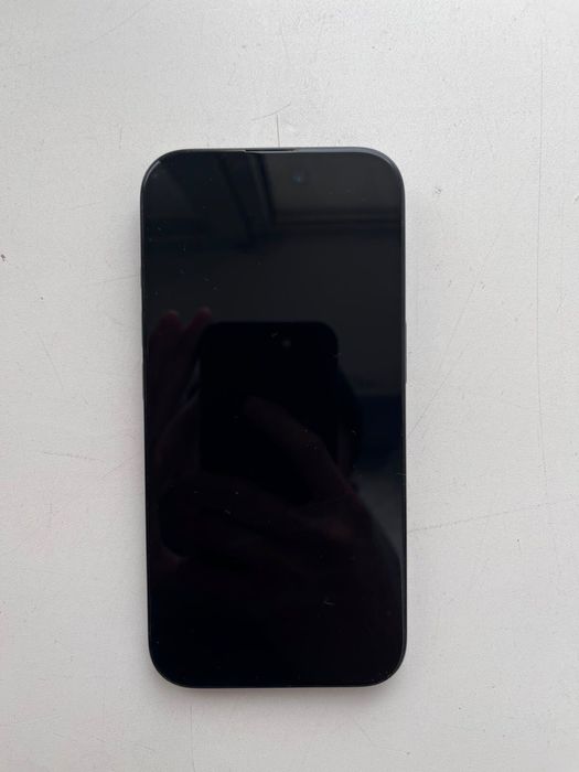 Iphone 16 (black) 128gb