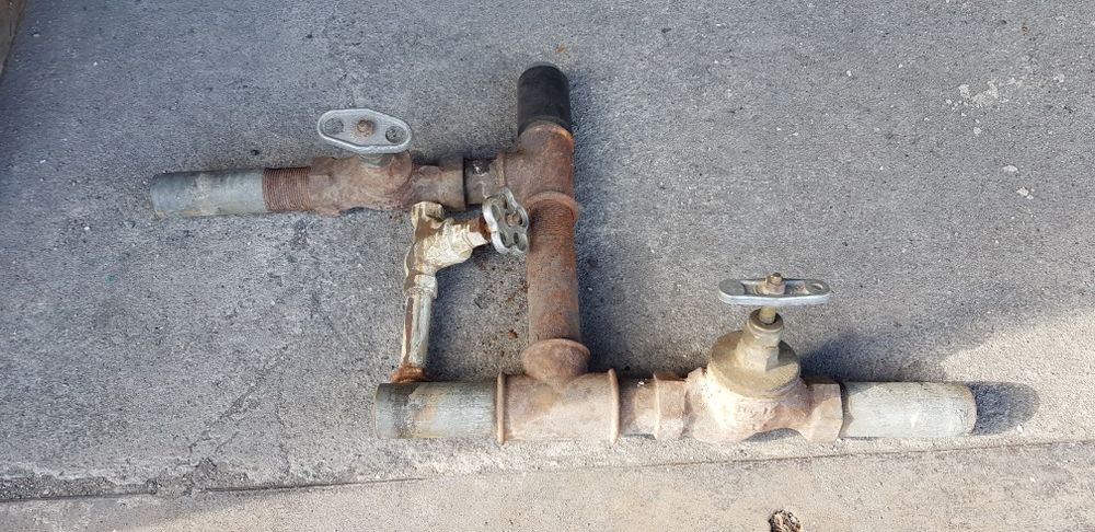 Продам краны для полива