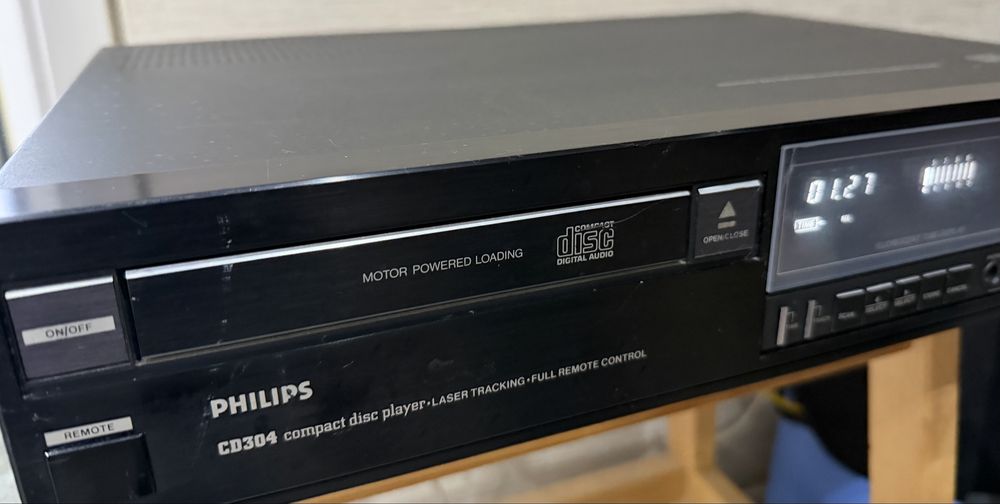 Philips CD304  CD плейър CDM-1