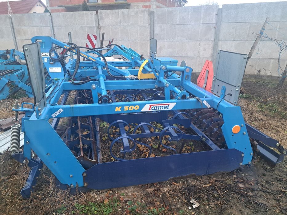 Vând kompactomat farmet k 300