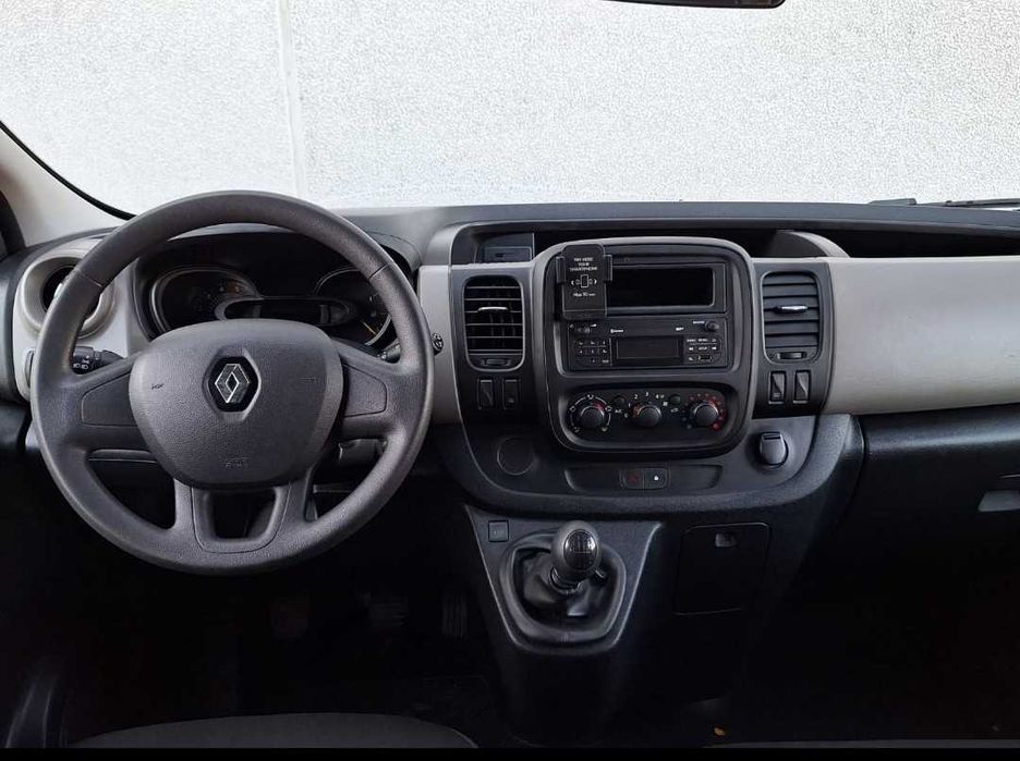 RENAULT Trafic 2016 — imagine 4