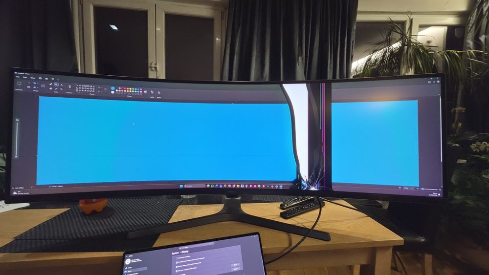 Samsung ultra wide s49a950ui тотално счупен за части