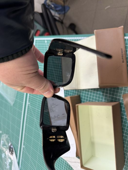 Оригинални слънчеви очила Burberry