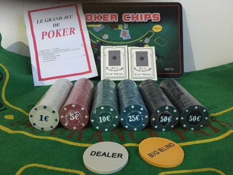 Trusa Poker 300 Jetoane Inscriptionate în Cutie Metalica. SIGILAT!