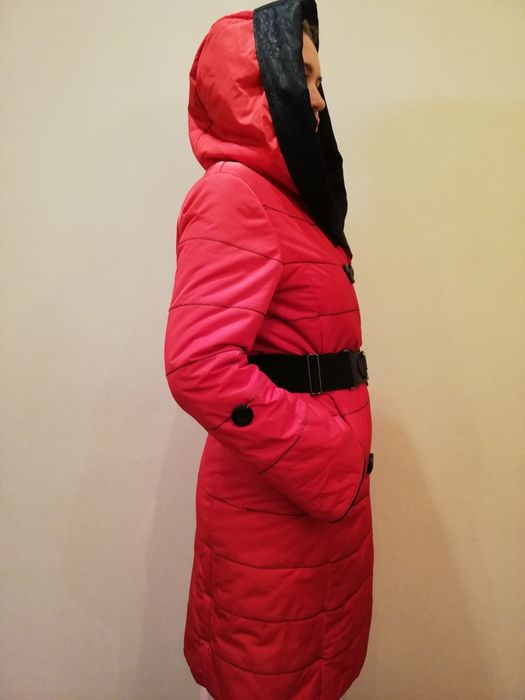 Продам демисезонное пальто