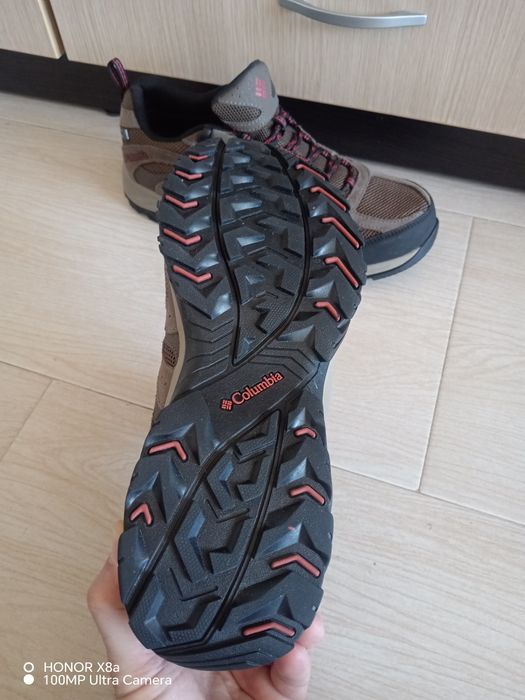 Обувки Columbia 45 и 38