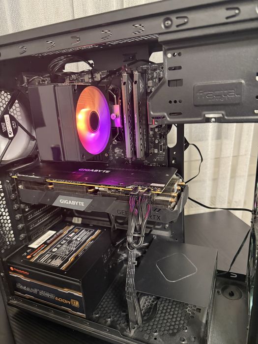 OFERTA : PC Gaming Ryzen 7 5700X  + Periferice