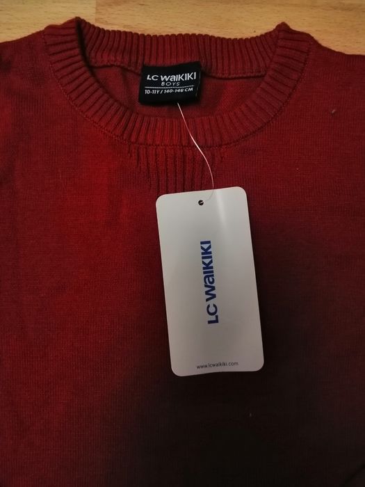 Нови с етикет детски пуловери LC Waikiki