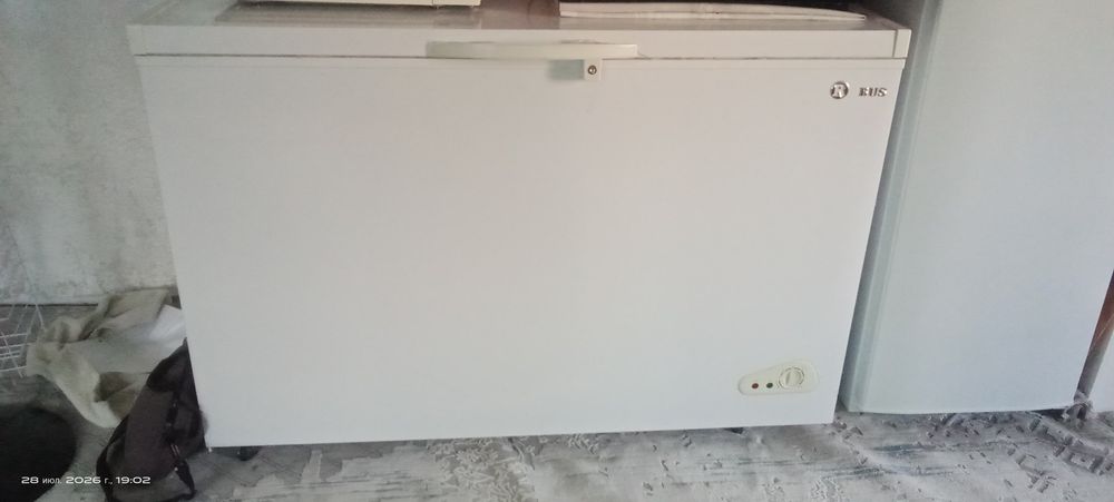 Продам морозильную камеру