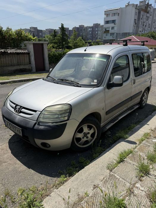 Пежо  Партнер бензин