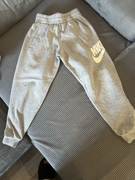 Детски панталон NIKE,размер S (128-137 см)