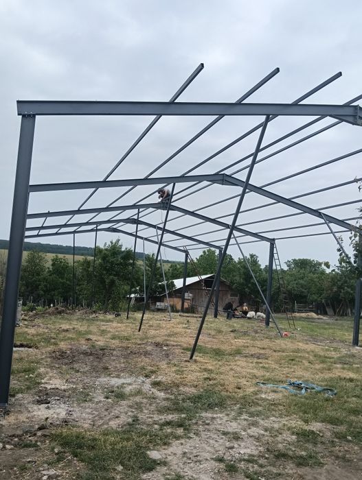 -vând structură metalică oriunde în țară transport inclus gratuit
-fac