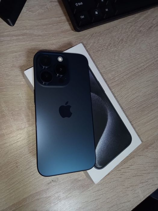 iphone 15 pro 256 gb почти новый 97 %