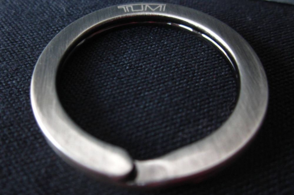 Breloc chei metal Tumi DUCATI
