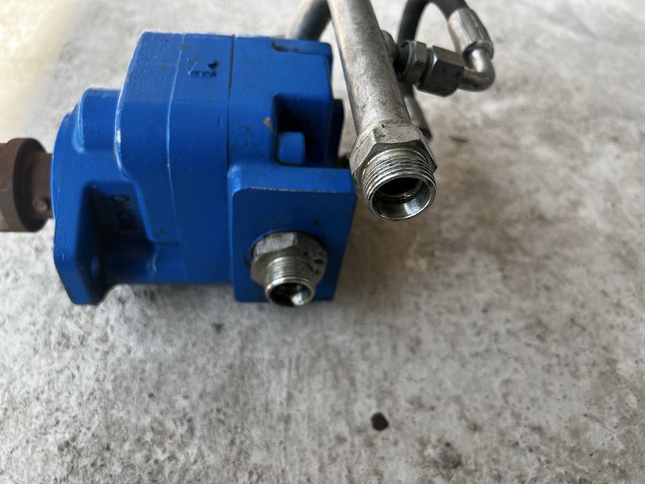 RCHC CMR5-32 gidravlik nasos ishchi holatda arzon