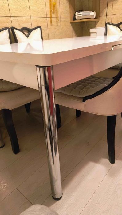 Masă bucătărie, fără scaune