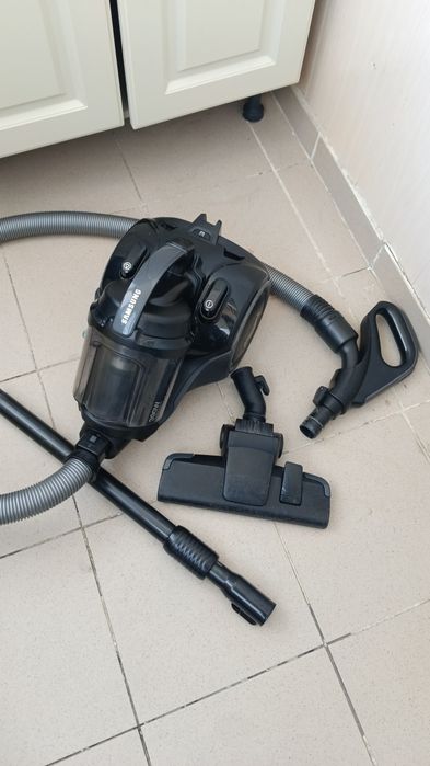 Пылесос Samsung  Cyclone Force