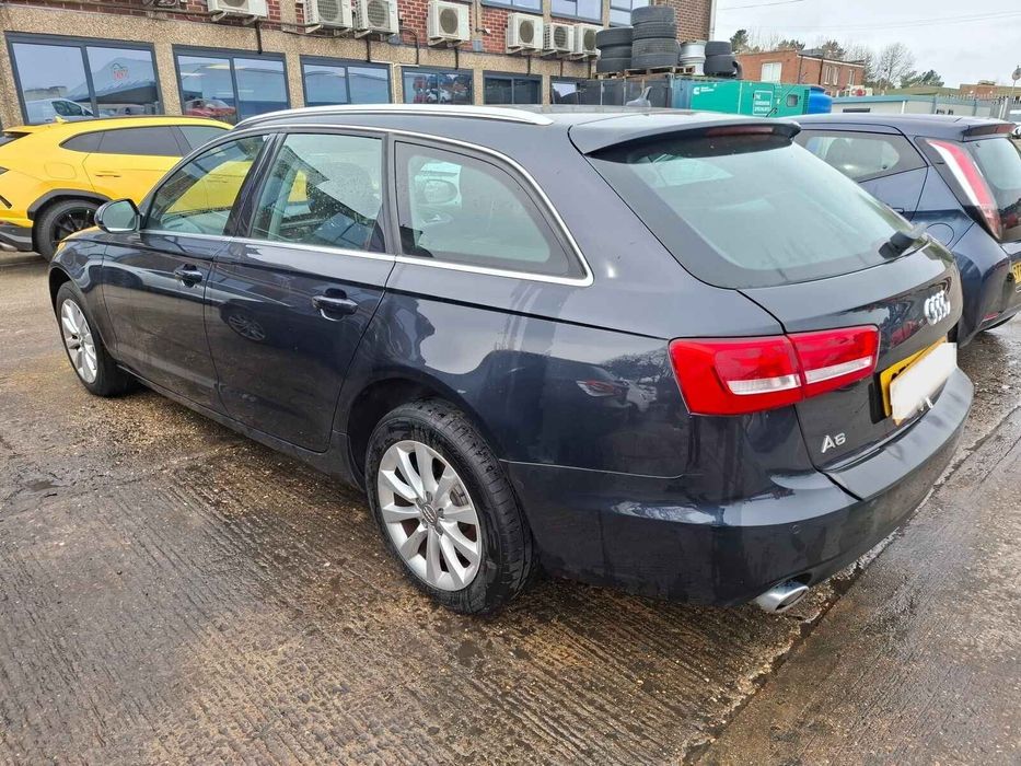 Usa Spate Stanga Audi A6 2014 Break Argintiu