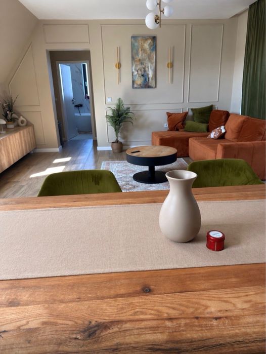 De vanzare apartament 3 camere - 90 mp