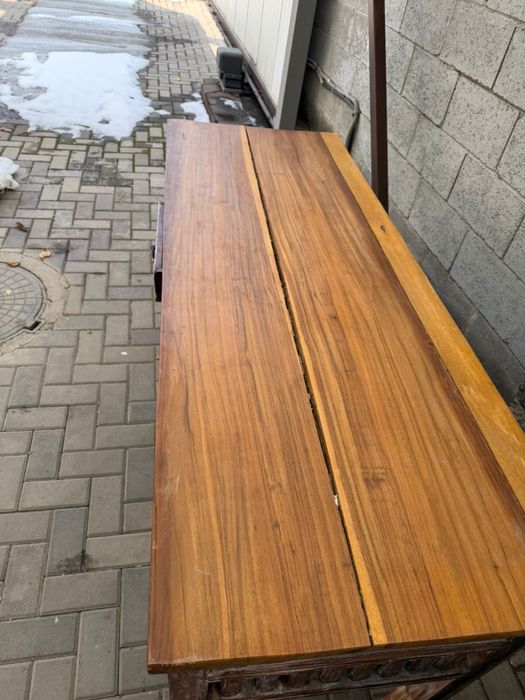 Стол деревянный