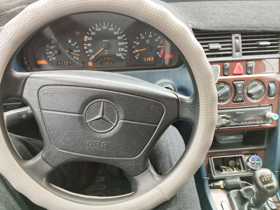 Мерседес w202 белый седан