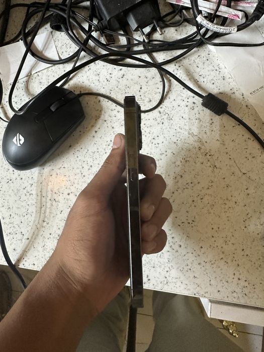 iPhone 13 Pro срочно сотилади