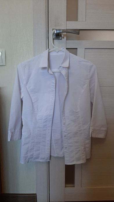 Продам школьные рубашки для девочек